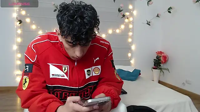 Sarabubbie XXX чат на живо