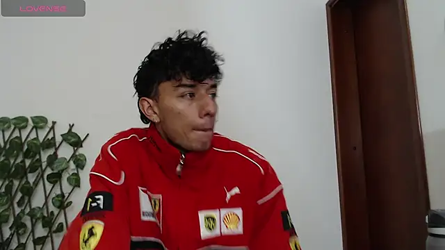 Sarabubbie Pertunjukan Webcam