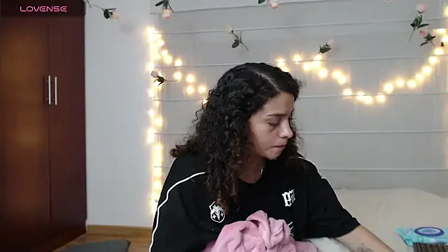 Sarabubbie Show in webcam
