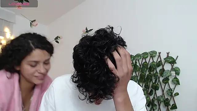 Sarabubbie 라이브 XXX 채팅