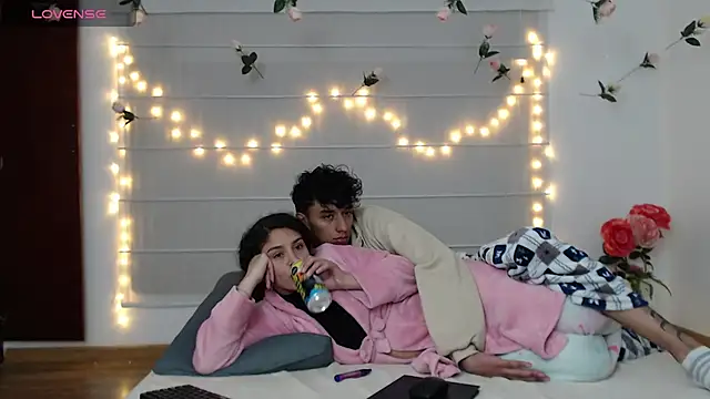 Sarabubbie's Webcam Show