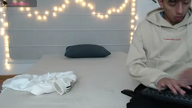 Živý XXX chat Sarabubbie