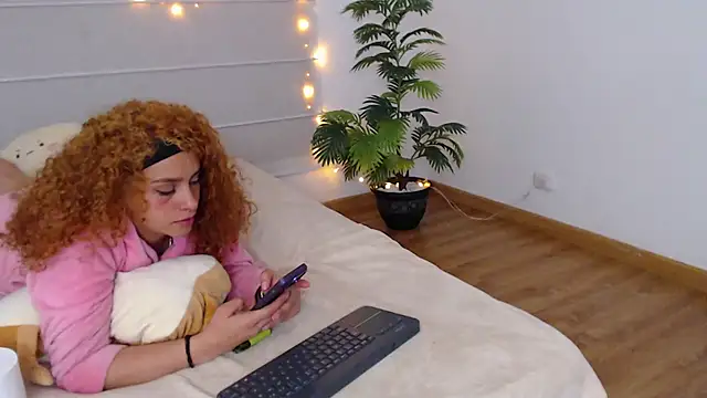 Chatroom XXX en direct de Sarabubbie