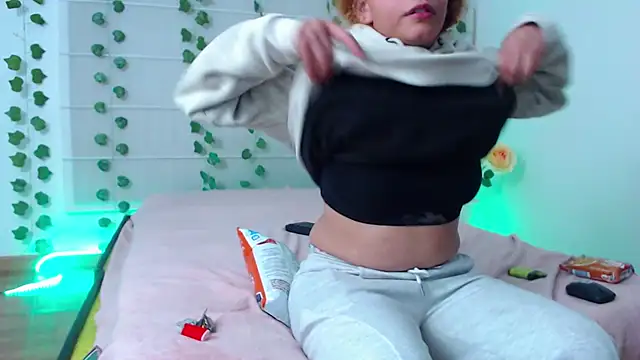 Chat XXX en directo de Sarabubbie