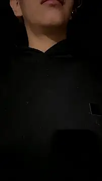 Sarabubbie's Live XXX Chat