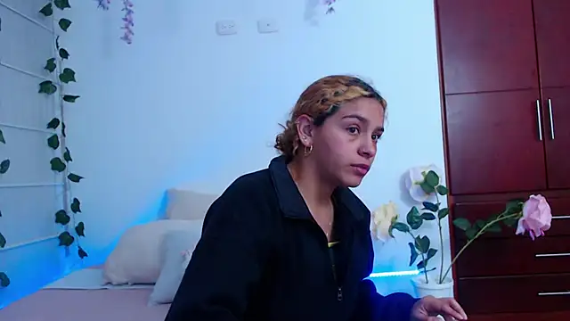 Sarabubbie: απευθείας συνομιλία ΧΧΧ