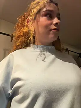Sarabubbie's Live XXX Chat