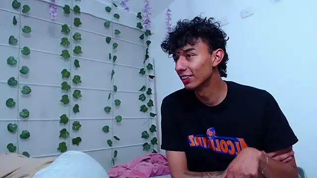 צ'אט XXX בשידור חי של Sarabubbie