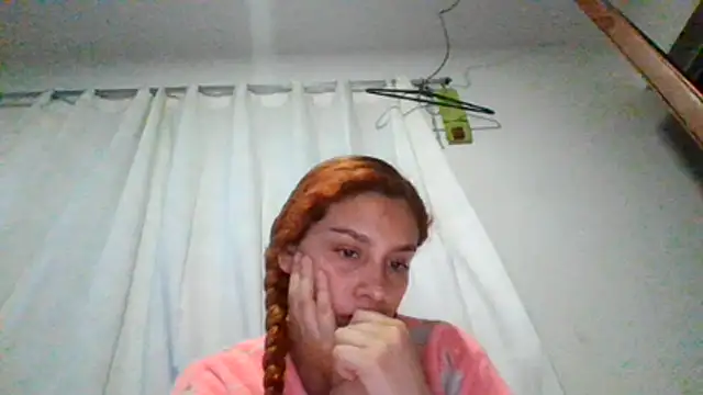 Sarabubbie 라이브 XXX 채팅
