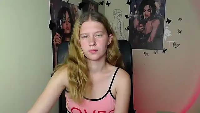 צ'אט XXX בשידור חי של StellaCRL