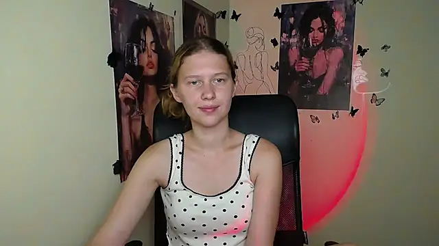 StellaCRL লাইভ XXX চ্যাট