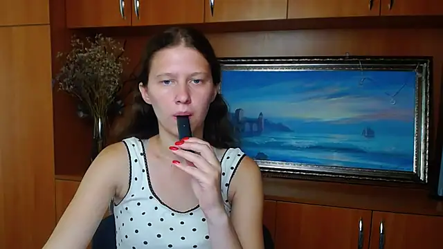 StellaCRL Adlı Modelin Canlı XXX Sohbeti
