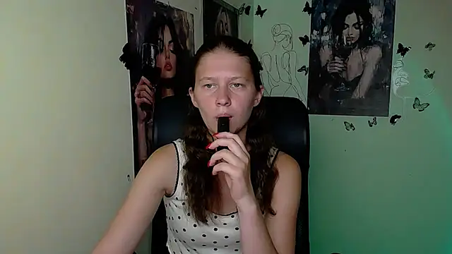 הופעת וובקאם של StellaCRL