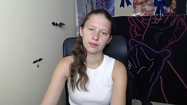 StellaCRL Adlı Modelin Canlı XXX Sohbeti
