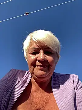 Вебкам-шоу Laura_Millf