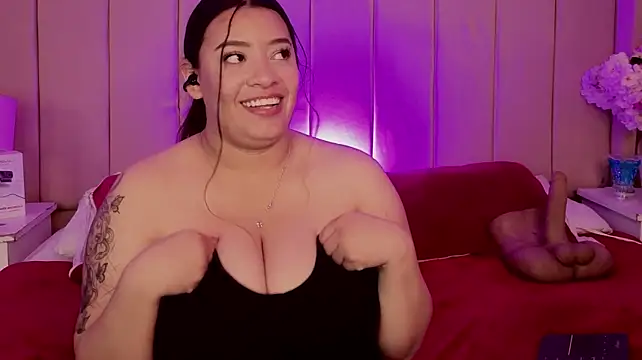 MollyBigBoobs12: онлайн-секс-чат