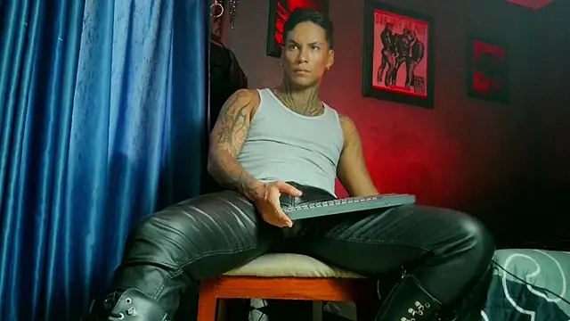Leonnardo_Jaramillo Webcam show