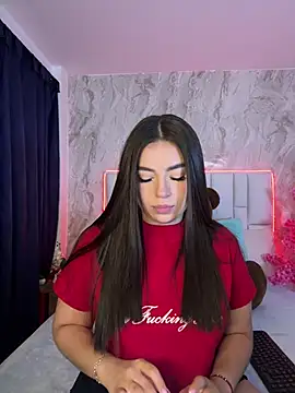 IsabellaAnngel Adlı Modelin Canlı XXX Sohbeti