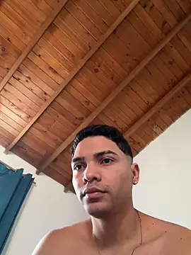 Thiago_Santo_ Pertunjukan Webcam