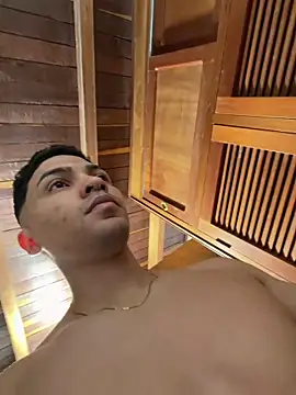 Show modela Thiago_Santo_ na web-kameri