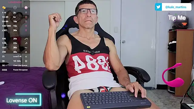KALE_19: διαδικτυακό σόου στην κάμερα