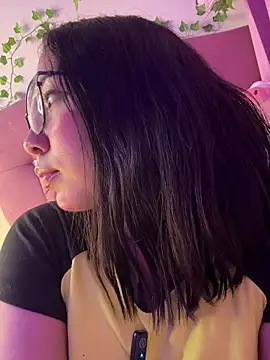 anni_ross: διαδικτυακό σόου στην κάμερα