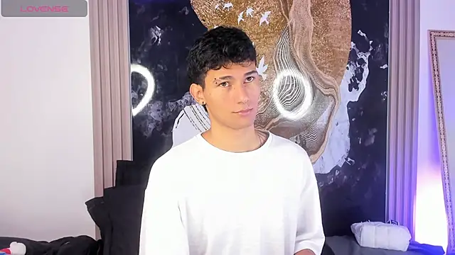 Alexx_tc 即時 XXX 聊天