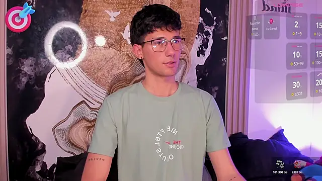 הופעת וובקאם של Alexx_tc