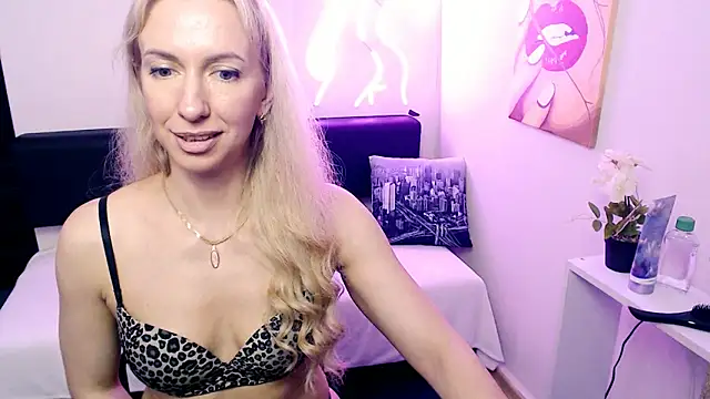 Cute_Smile_Shyn Live XXX chat