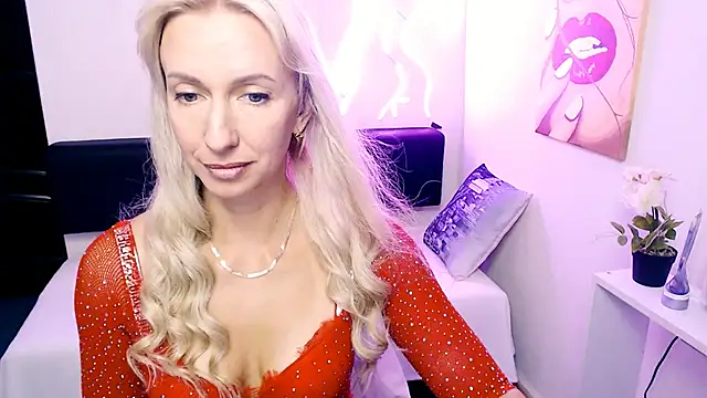 Cute_Smile_Shy's Webcam Show