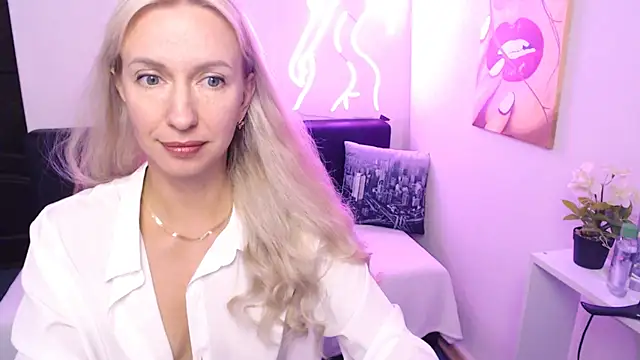 Webkamerová show Cute_Smile_Shy