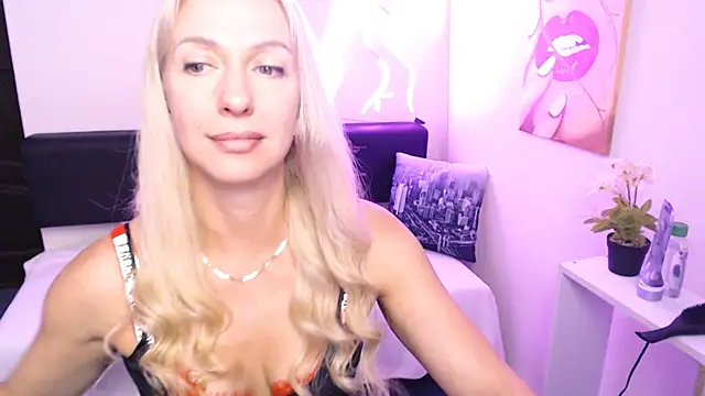 Cute_Smile_Shy – Live XXX-chat