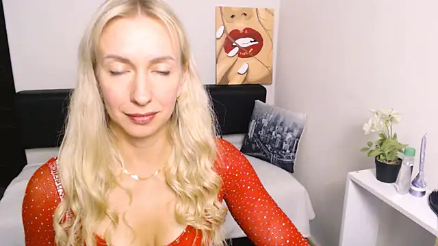 XXX chat uživo modela Cute_Smile_Shy