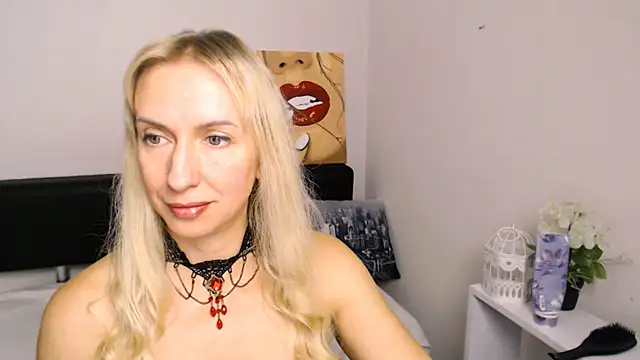 Cute_Smile_Shy – webcam-show