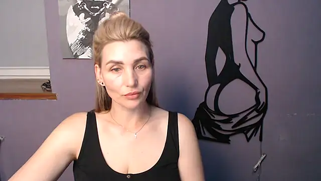 צ'אט XXX בשידור חי של _sexy_lady