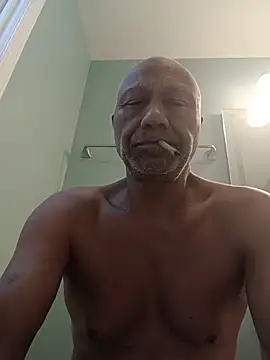 yasohw Show in webcam