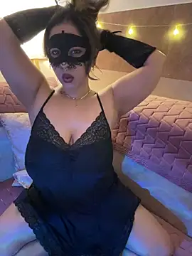 Bossy-Amy Adlı Modelin Canlı XXX Sohbeti