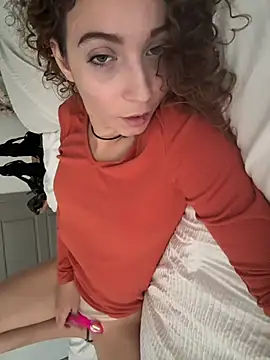 Littledeathtrap's Webcam Show