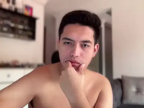 alexandergrey760886 在線直播表演
