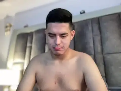 alexandergrey760886 Webcam-Show