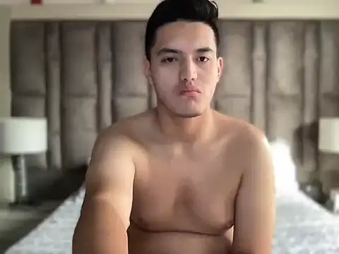 alexandergrey760886 Webcam-Show