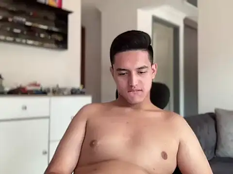 Show de alexandergrey760886 na webcam