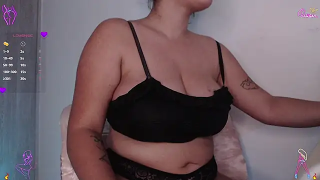 XXX chat uživo modela scarlett_diamond11