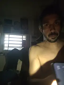 amoralall webkamerás műsora