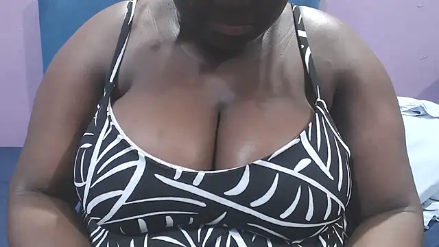 DARKGIANTMELANIN Live XXX-Chat