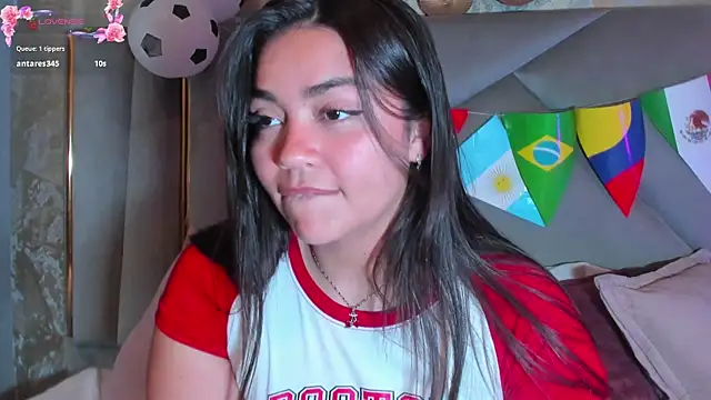 KimDevinne Chat XXX in diretta