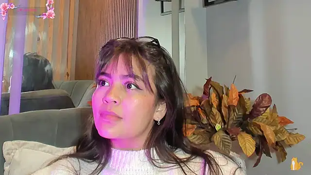 Chat XXX en directo de KimDevinne