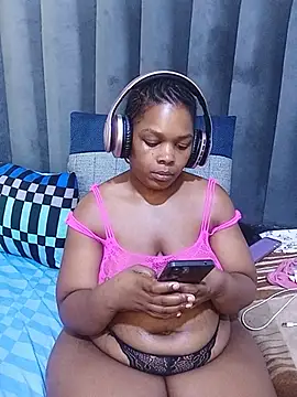 Chat XXX en directo de BigbootyNickyx