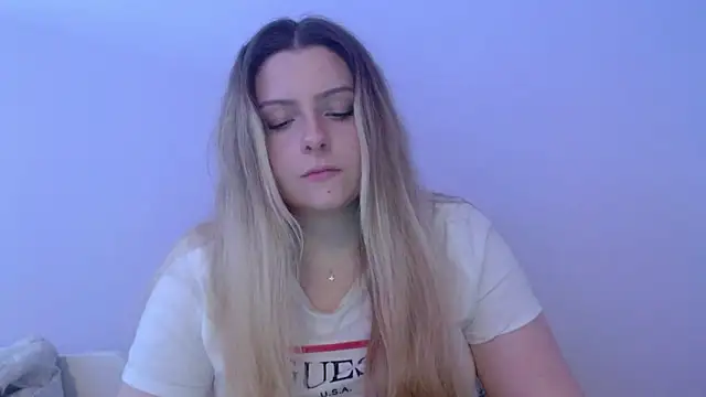 BritneySensual 即時聊天室