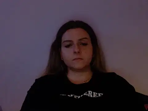 BritneySensual Adlı Modelin Canlı XXX Sohbeti